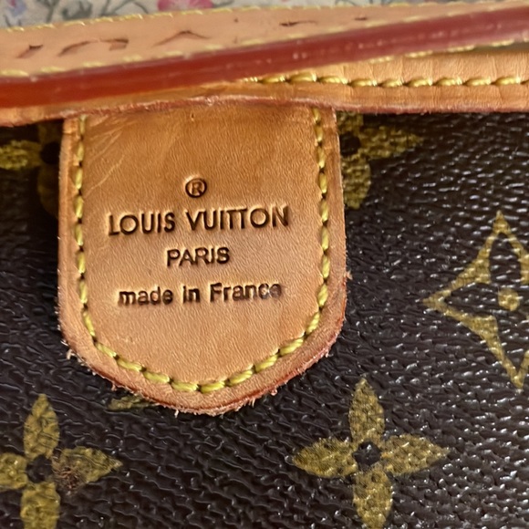 Louis Vuitton Overnight Bag - Picture 3 of 9